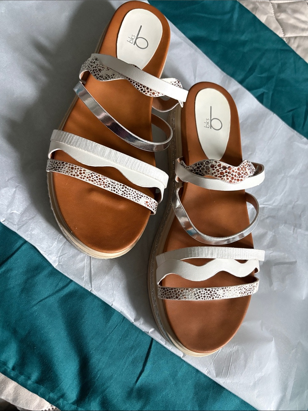 White Multi-strap Slide Sandals with Mixed Texture Straps